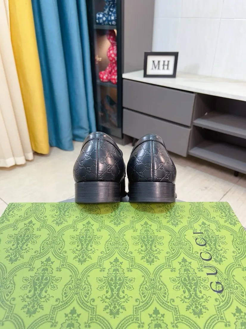 Men's shoes 💰500🌹🌹【GUCCI】The most popular classic Gucci leather shoes. Synchronized with the official website, the upper is made of Italian first-layer cowhide ➕cowhide lining, with unique brand and unique craftsmanship. Highlighting the hot style of the new year. Stop hesitating, stop wandering, get it now. Number: 38--44